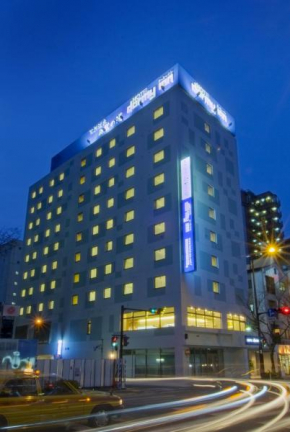 Отель Dormy Inn Hakata Gion  Фукуока